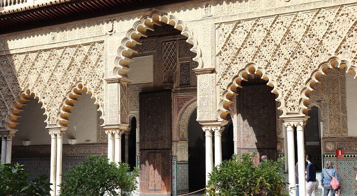 Arte Mudéjar en España: Características y Ejemplos Emblemáticos 1 arte mudejar en espana caracteristicas y ejemplos emblematicos 1
